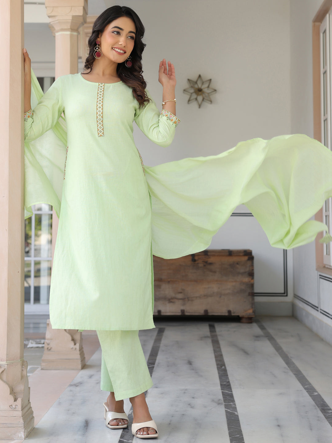 Janasya Light Cotton Self Design Straight Kurta Set 