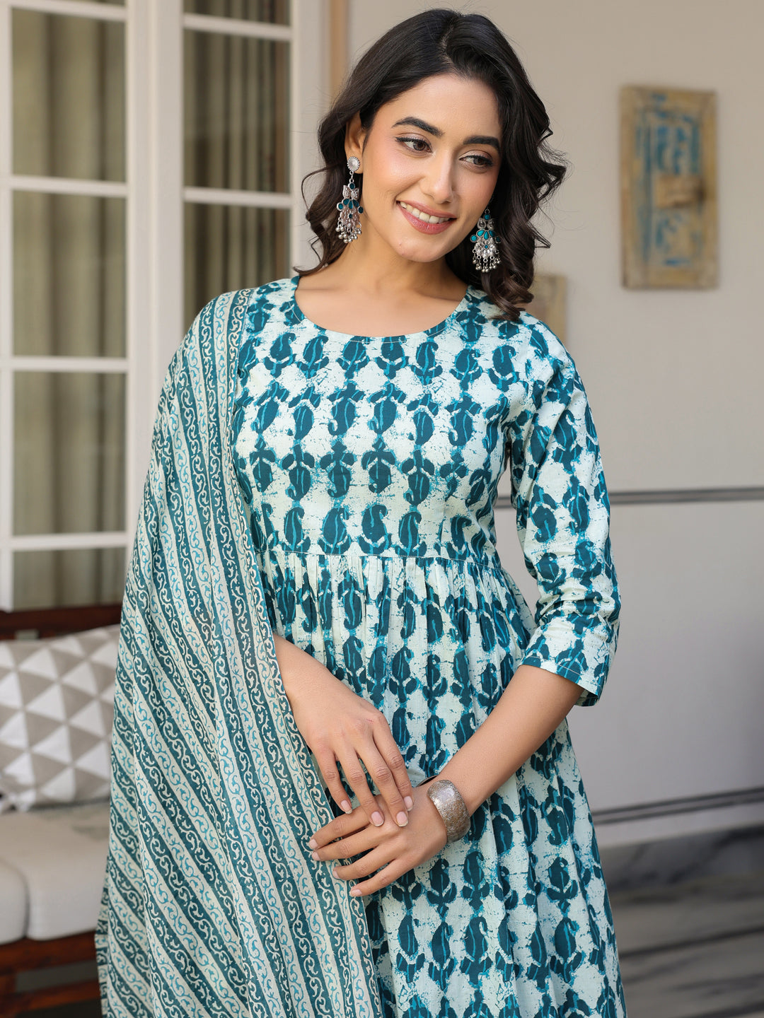 Janasya Dark Cotton Abstract A-Line Kurta Set 