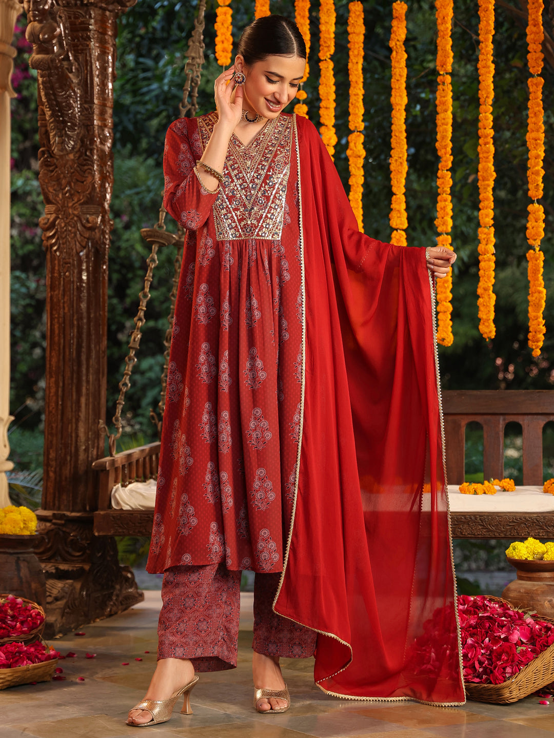 Janasya Dark Georgette Yoke Embroidery A-Line Kurta Set 