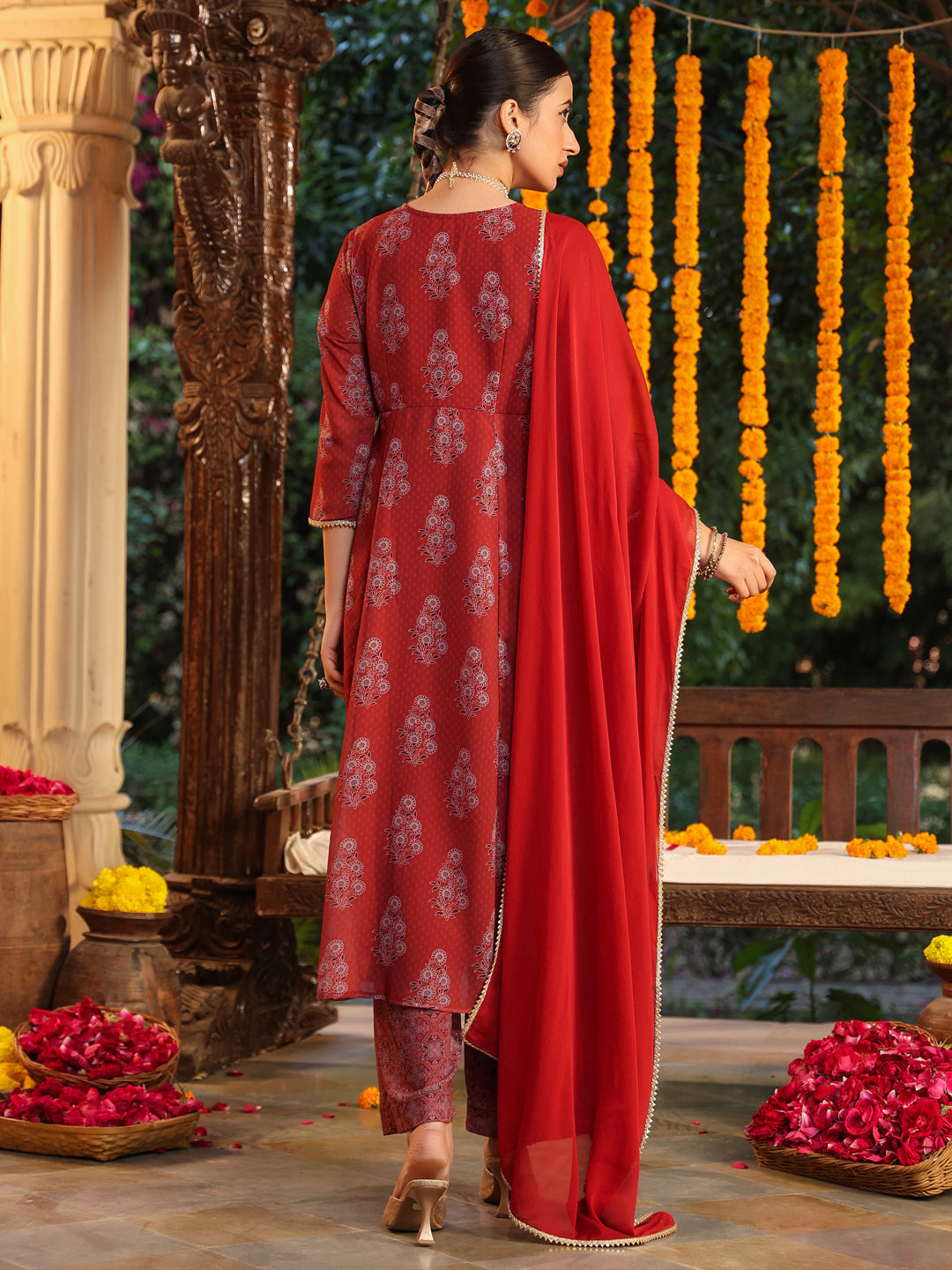 Janasya Dark Georgette Yoke Embroidery A-Line Kurta Set 