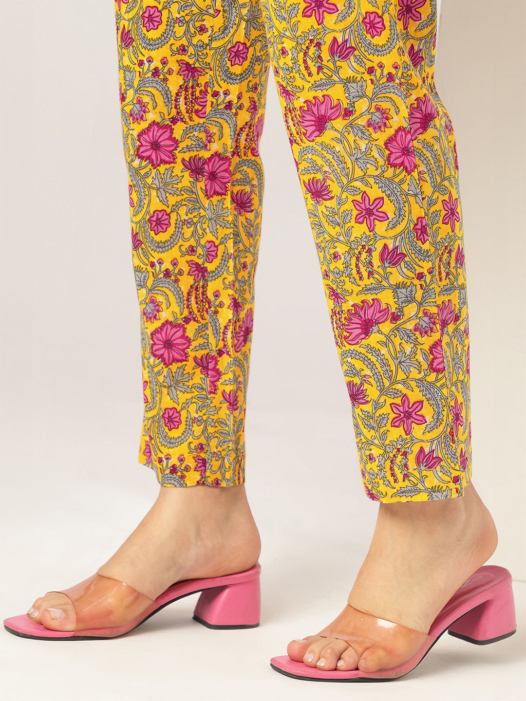Janasya Bright Cotton Floral Angrakha Kurta Set 