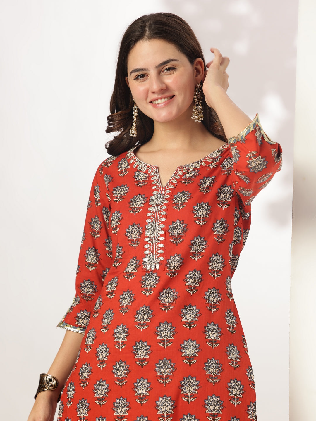 Janasya Bright Cotton Floral Straight Kurta Set 