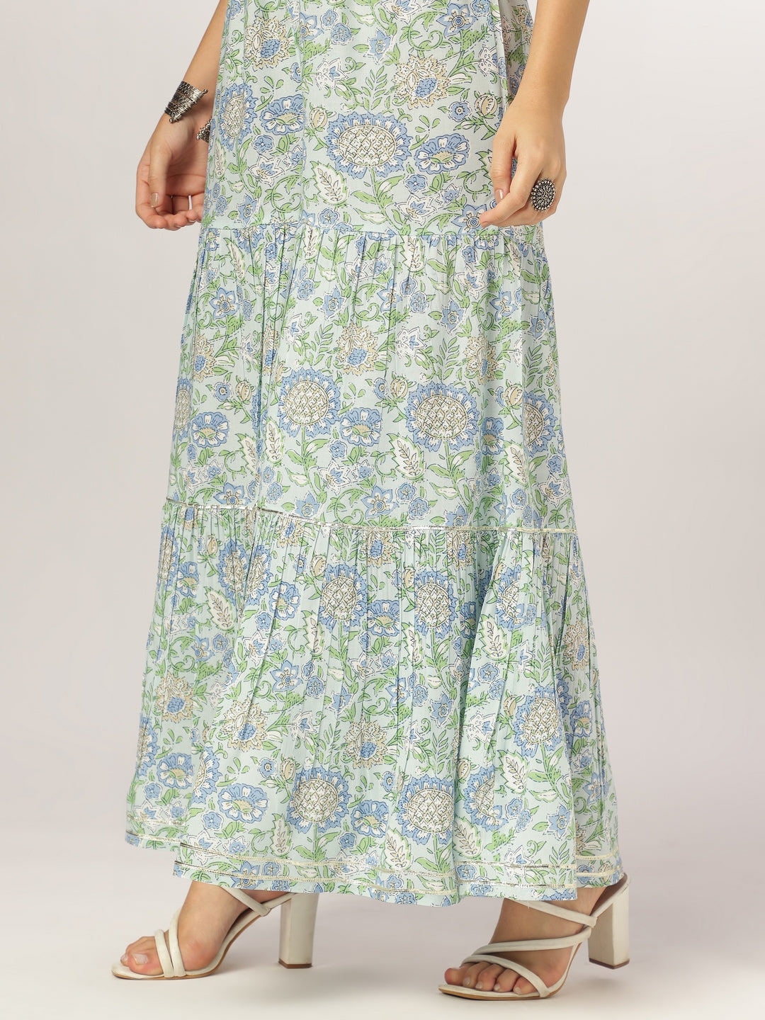 Janasya Light Rayon Solid Straight Kurta Set 