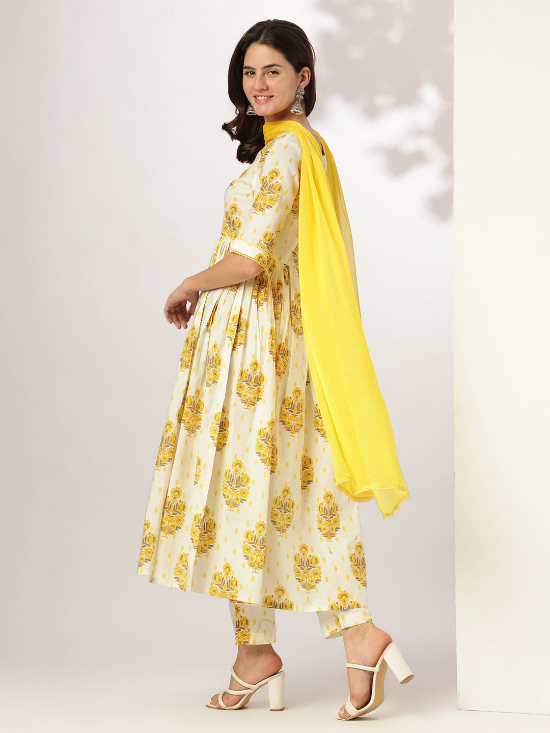 Janasya Light Cotton Floral A-Line Kurta Set 
