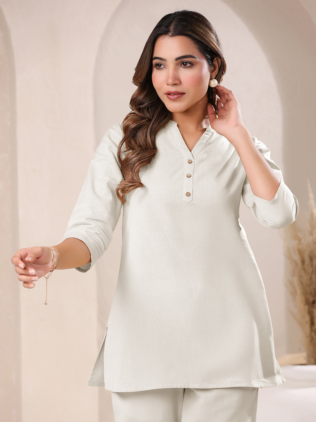 Janasya Light Cotton Solid Straight Top 
