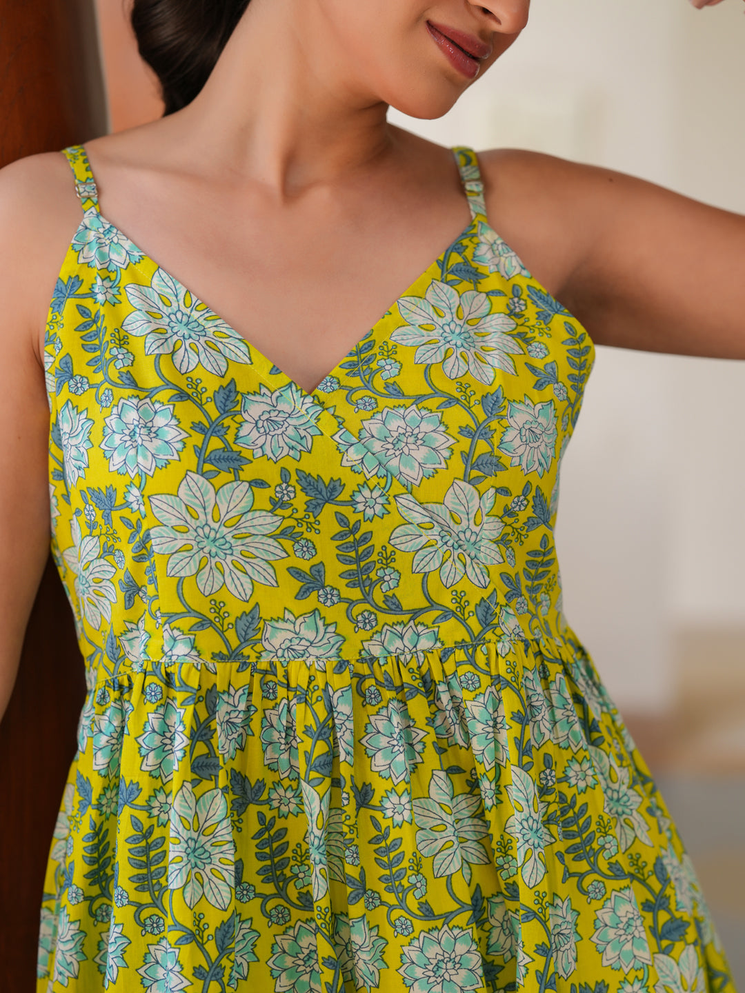 Janasya Bright Cotton Floral A-Line Tunic 