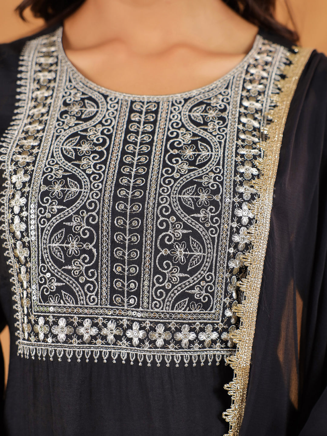 Janasya Dark Chanderi Embroidered Straight Kurta Set 