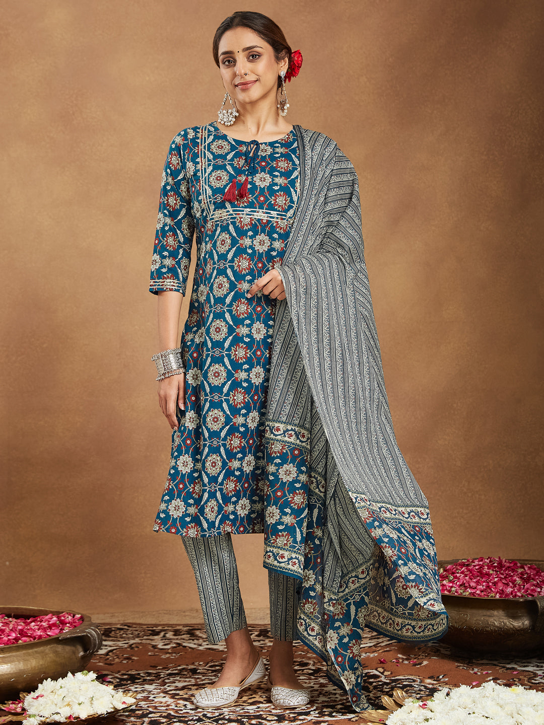Janasya Bright Cotton Floral Straight Kurta Set 