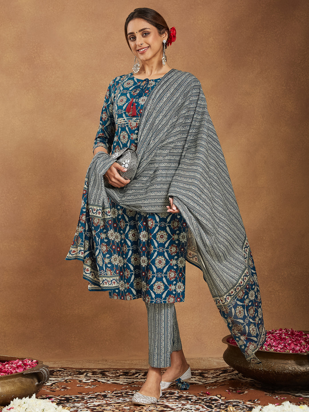 Janasya Bright Cotton Floral Straight Kurta Set 