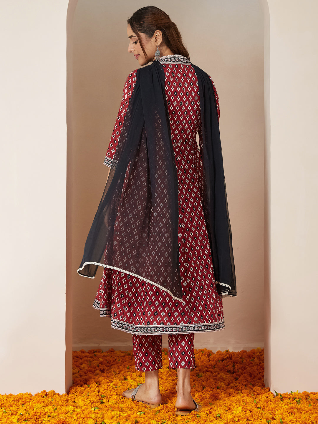 Janasya Dark Cotton Ikkat Anarkali Kurta Set 