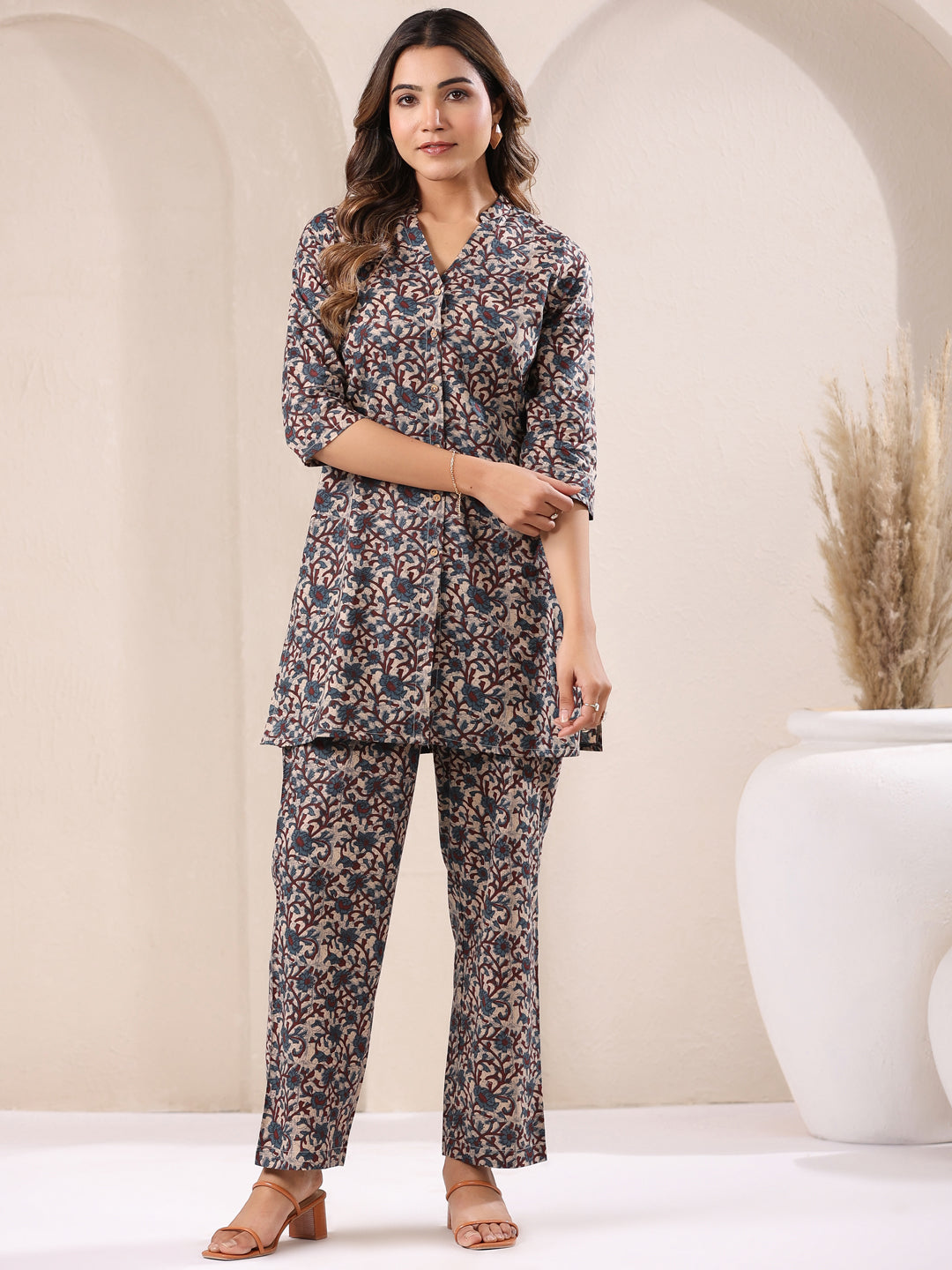 Janasya Dark Cotton Floral Straight Top & Bottom Set 