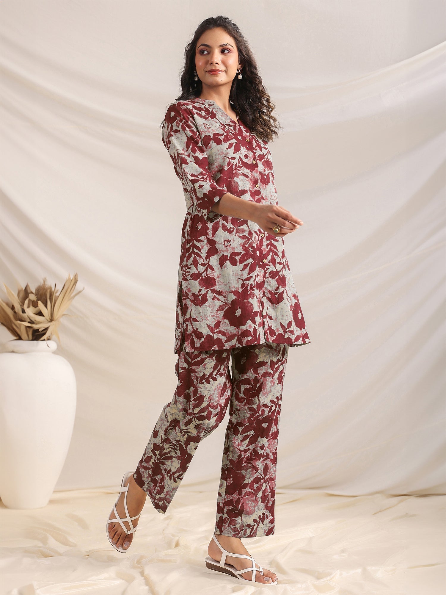 Janasya Dark Cotton Floral Straight Top & Bottom Set 