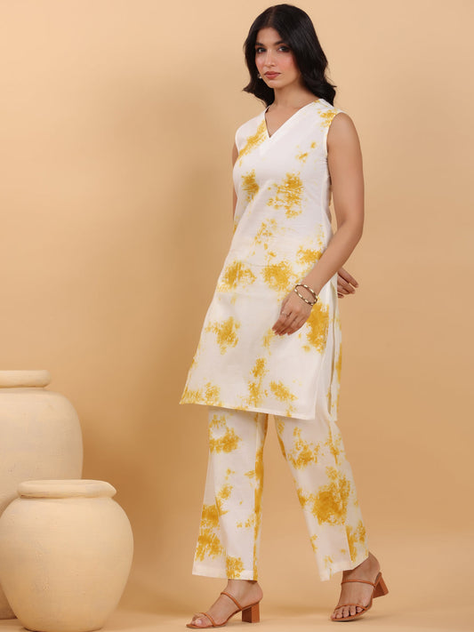 Janasya Bright Cotton Tie & dye Straight Kurta Set 