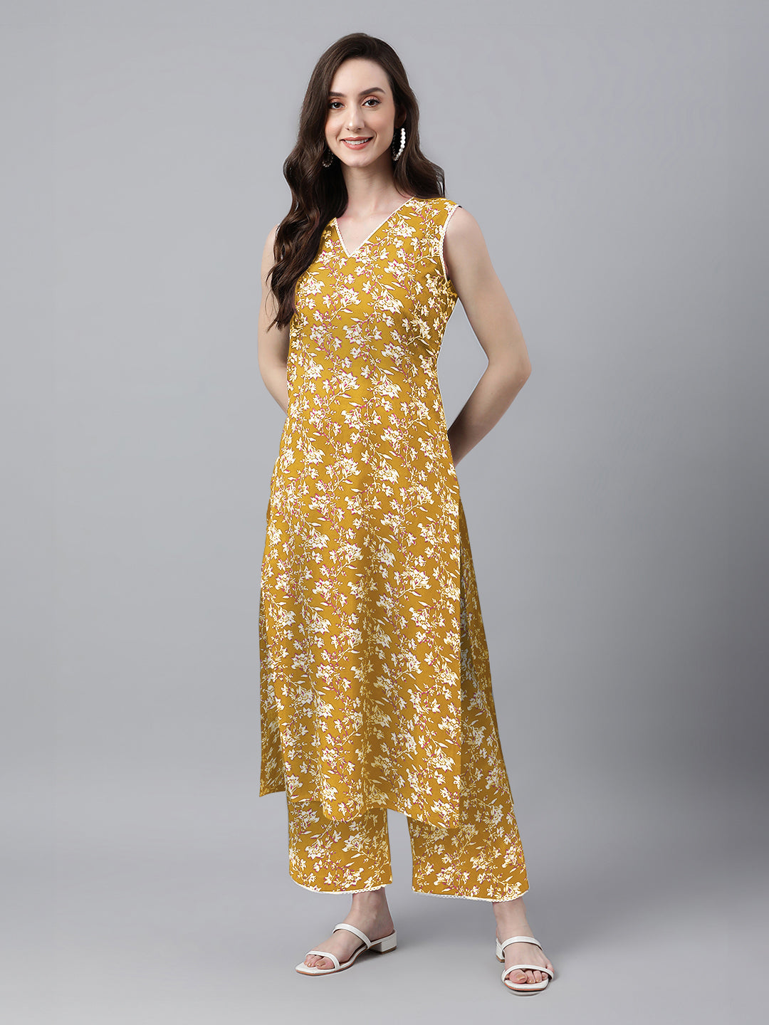Janasya Bright Cotton Floral Straight Kurta Set 