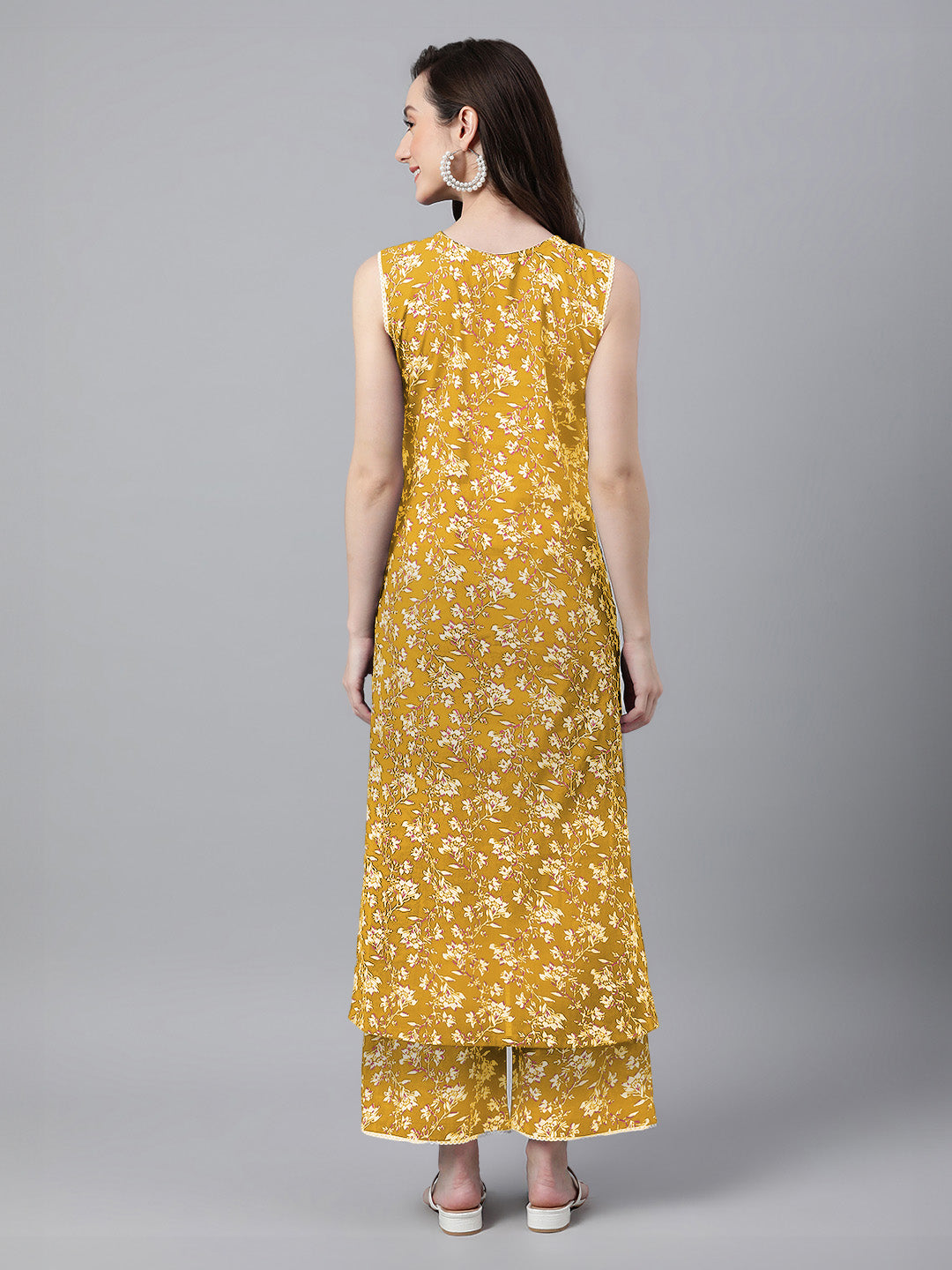 Janasya Bright Cotton Floral Straight Kurta Set 