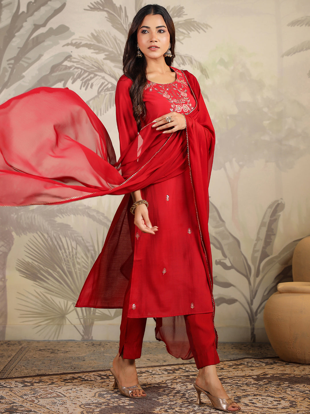 Janasya Dark Chanderi Embroidered Straight Kurta Set 