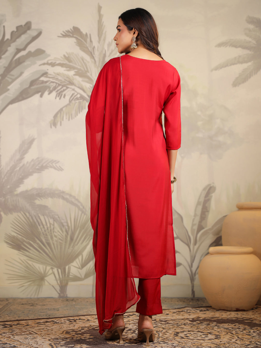 Janasya Dark Chanderi Embroidered Straight Kurta Set 