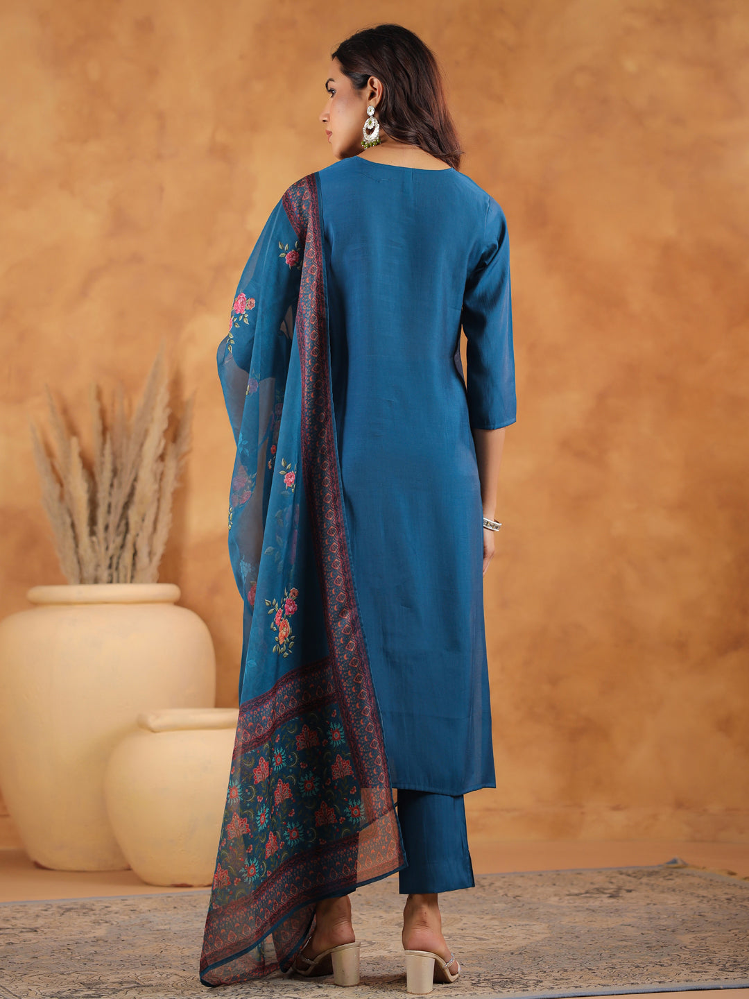 Janasya Dark Silk Blend Yoke Embroidery Straight Kurta Set 