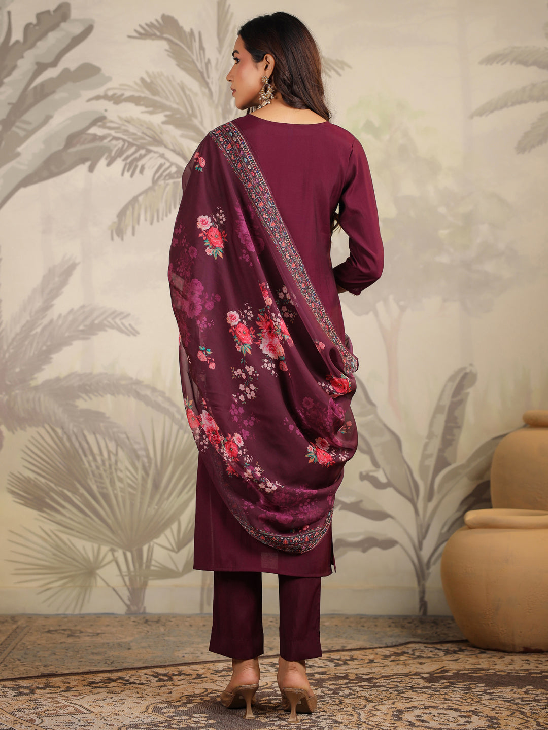 Janasya Dark Chanderi Yoke Embroidery Straight Kurta Set 