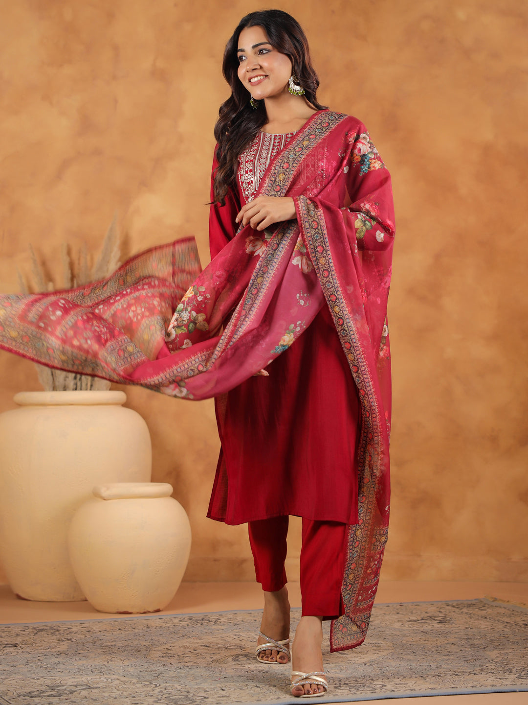 Janasya Dark Chanderi Yoke Embroidery Straight Kurta Set 