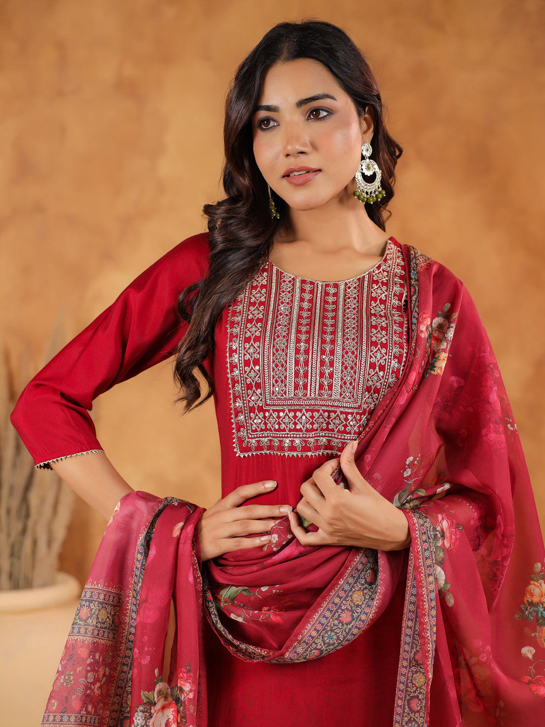 Janasya Dark Chanderi Yoke Embroidery Straight Kurta Set 