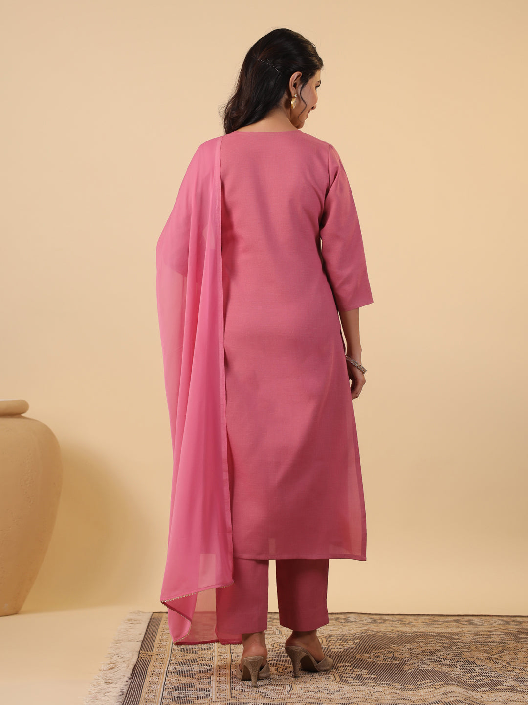 Janasya Light Cotton Blend Yoke Embroidery Straight Kurta Set 