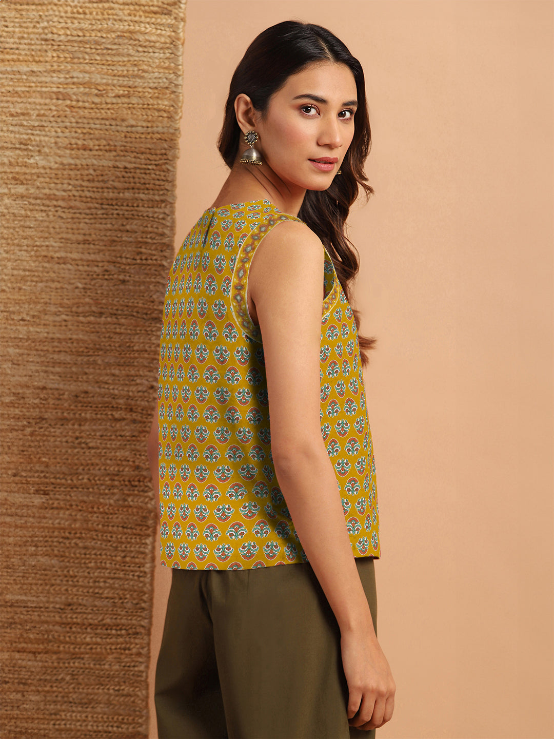 Janasya Dark Cotton Floral Straight Top 