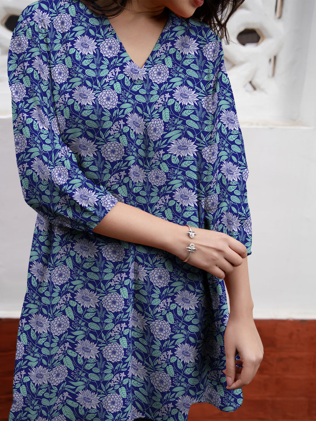Janasya Dark Georgette Floral A-Line Tunic 