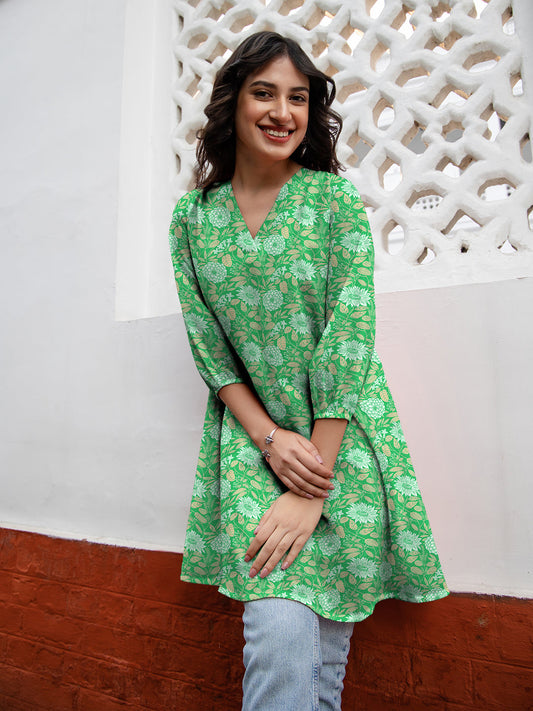 Janasya Dark Georgette Floral A-Line Tunic 
