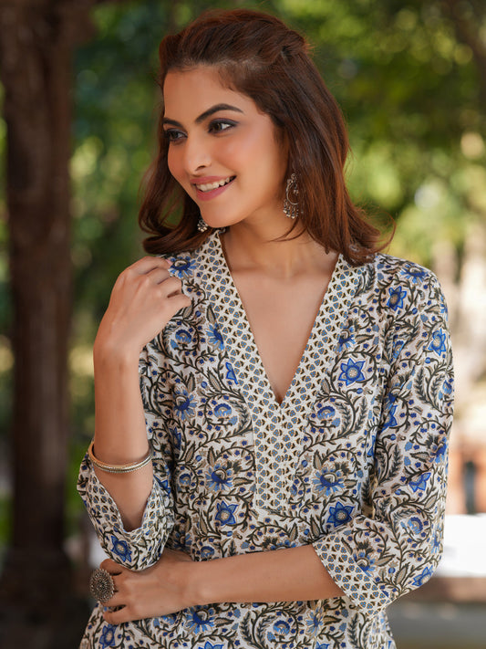 Janasya Light Cotton Floral Straight Kurta Set 