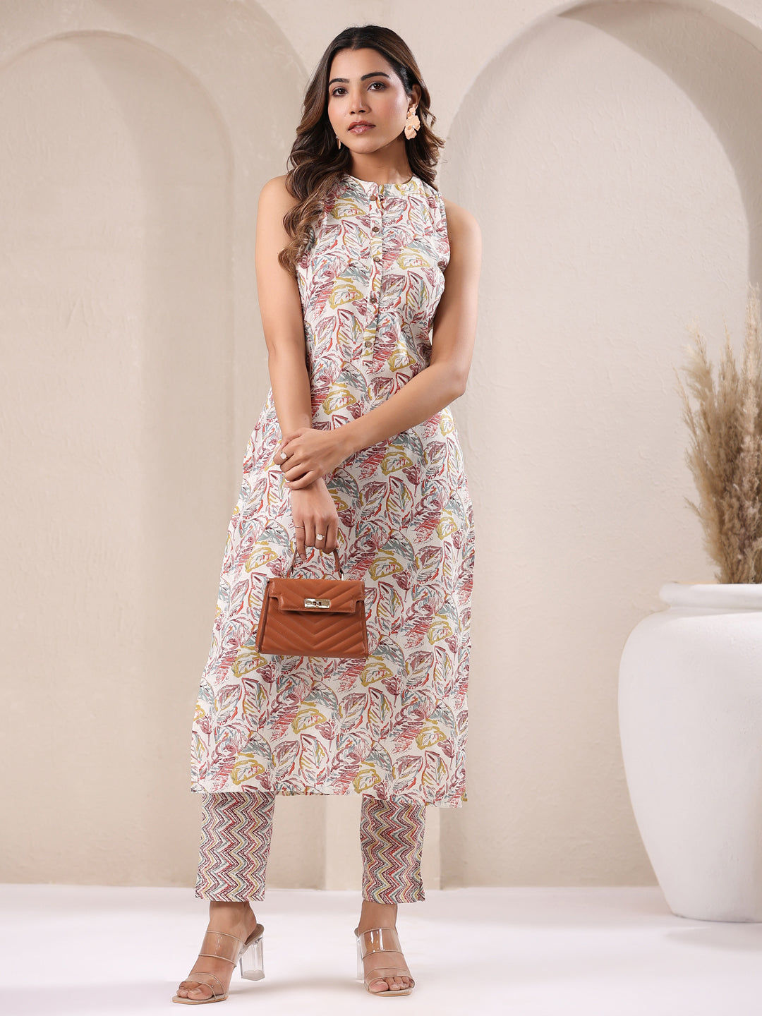 Janasya Light Cotton Floral Straight Kurta Set 