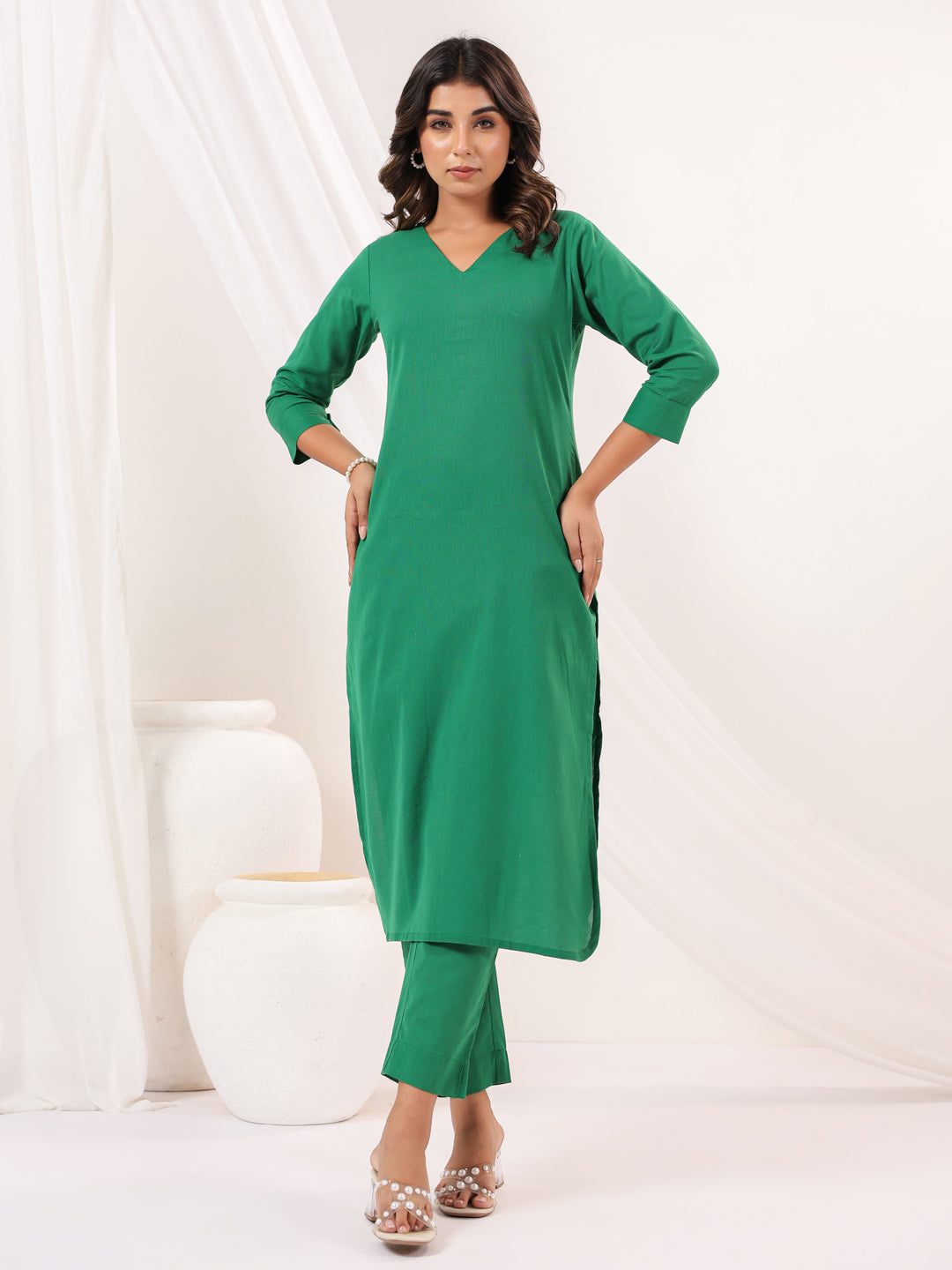 Janasya Dark Cotton Solid Straight Kurta Set 