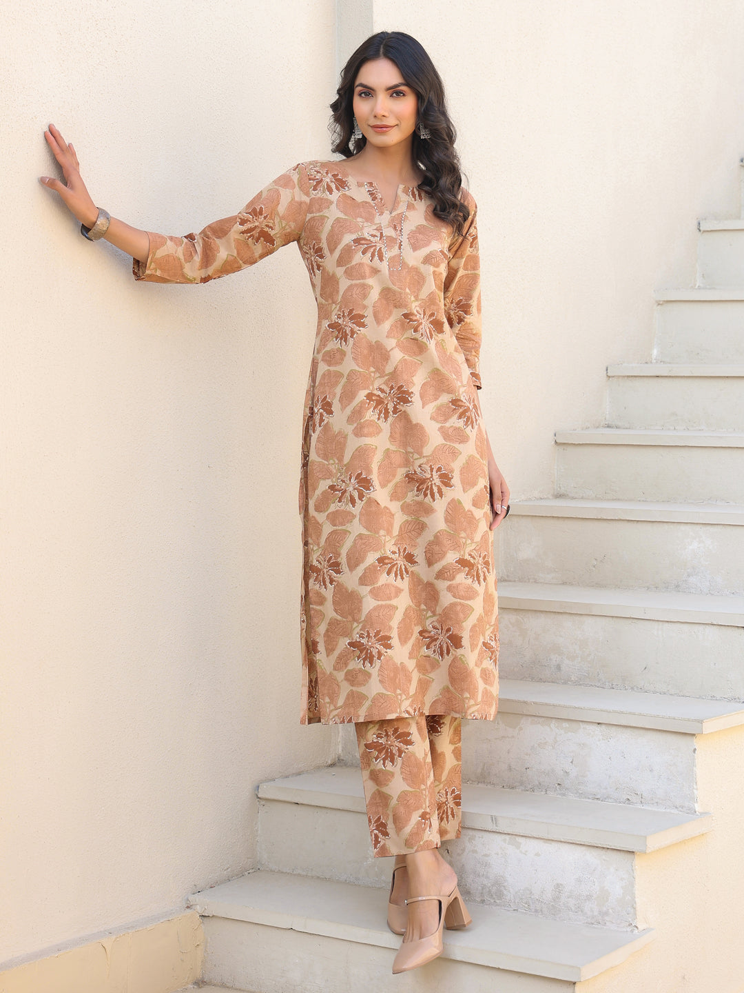 Janasya Light Cotton Floral Straight Kurta Set 