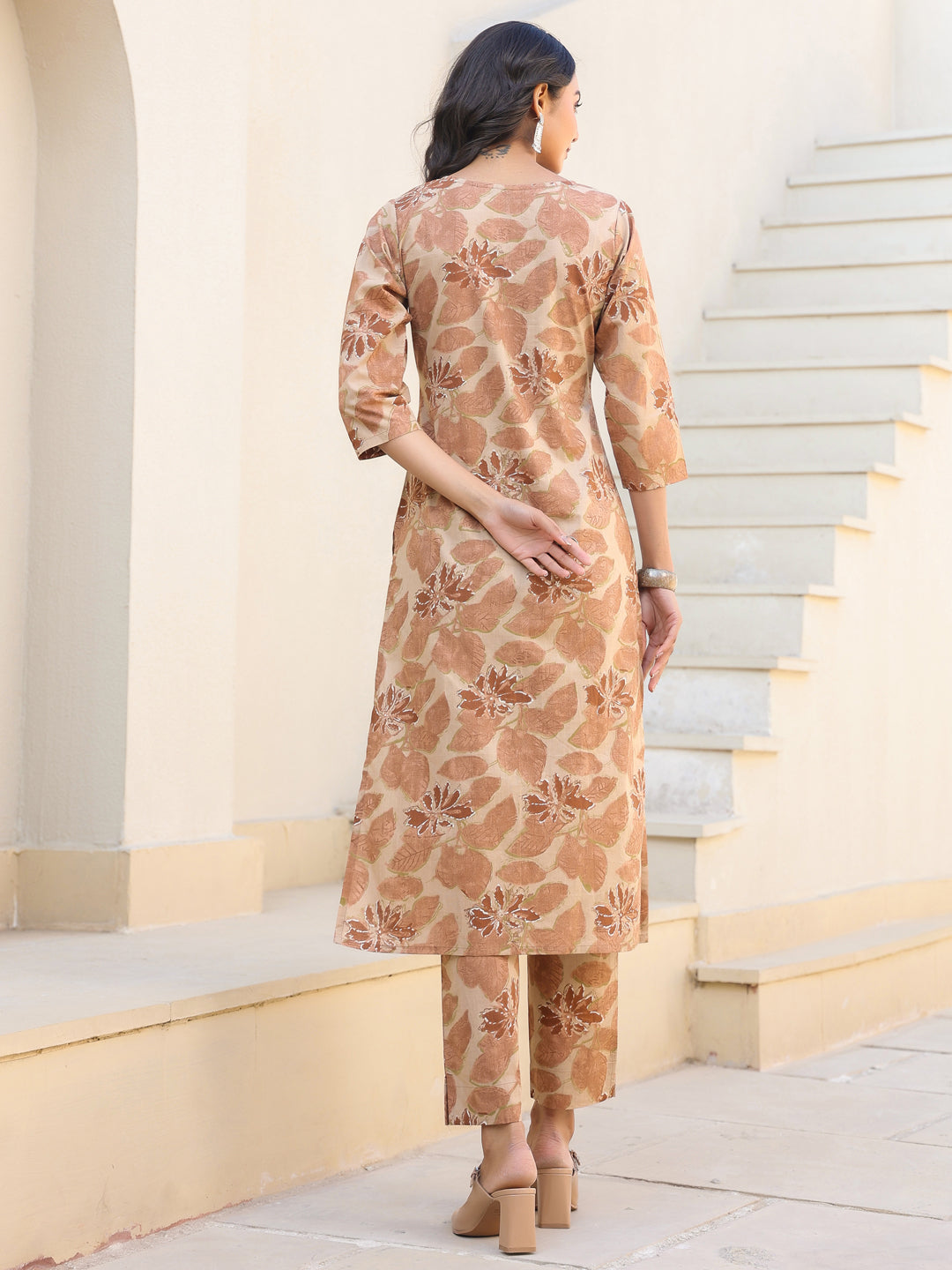 Janasya Light Cotton Floral Straight Kurta Set 