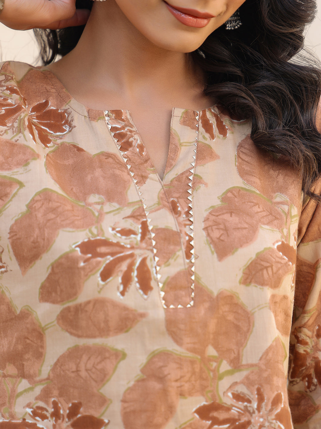 Janasya Light Cotton Floral Straight Kurta Set 