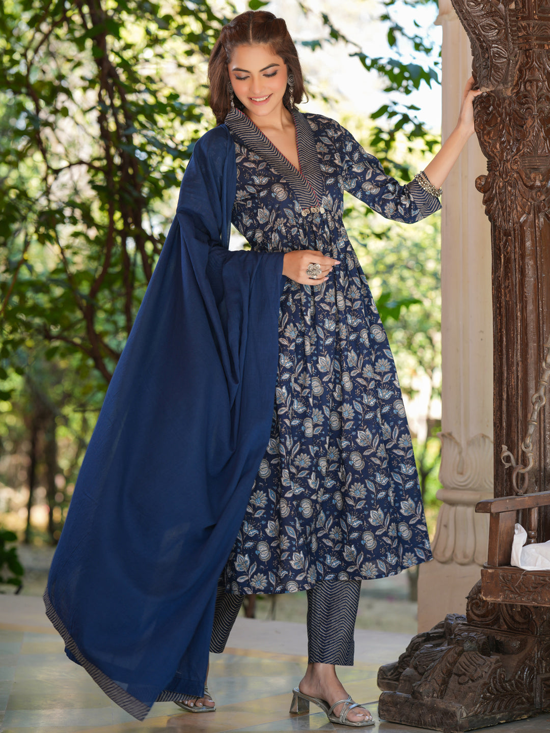 Janasya Dark Cotton Floral A-Line Kurta Set 