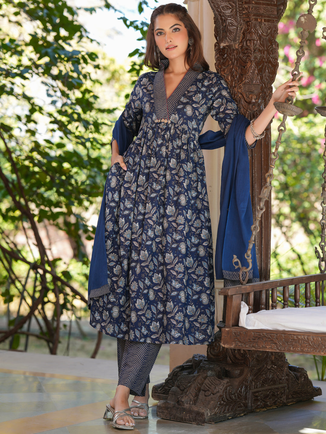 Janasya Dark Cotton Floral A-Line Kurta Set 