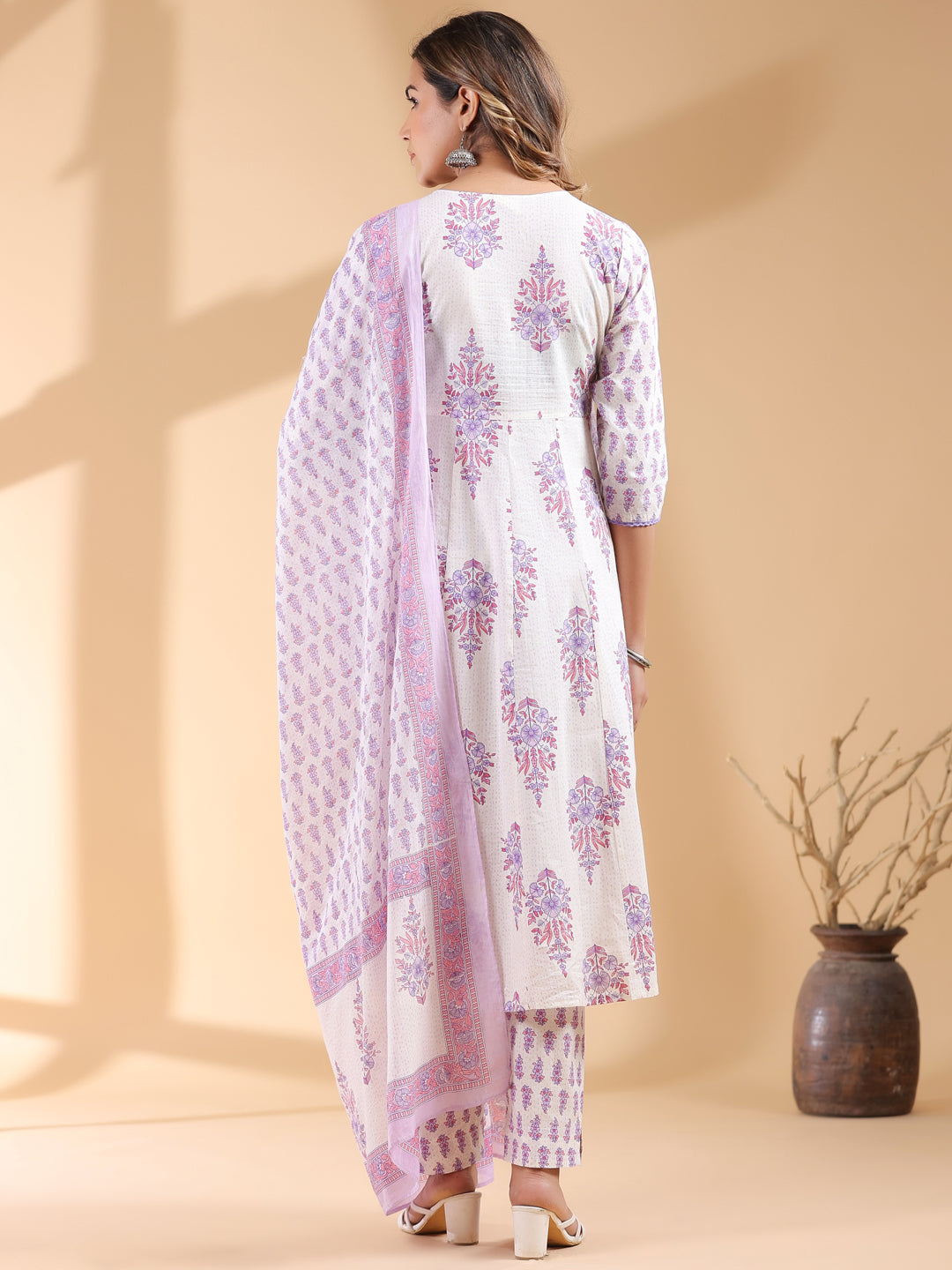 Janasya Light Cotton Floral Angrakha Kurta Set 