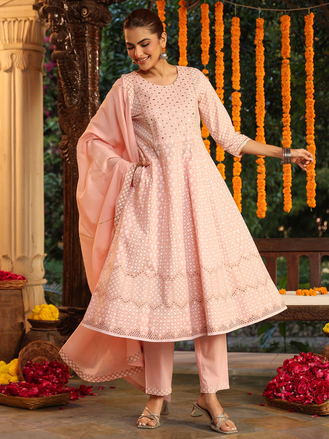 Janasya Light Cotton Ethnic Motifs Anarkali Kurta Set 