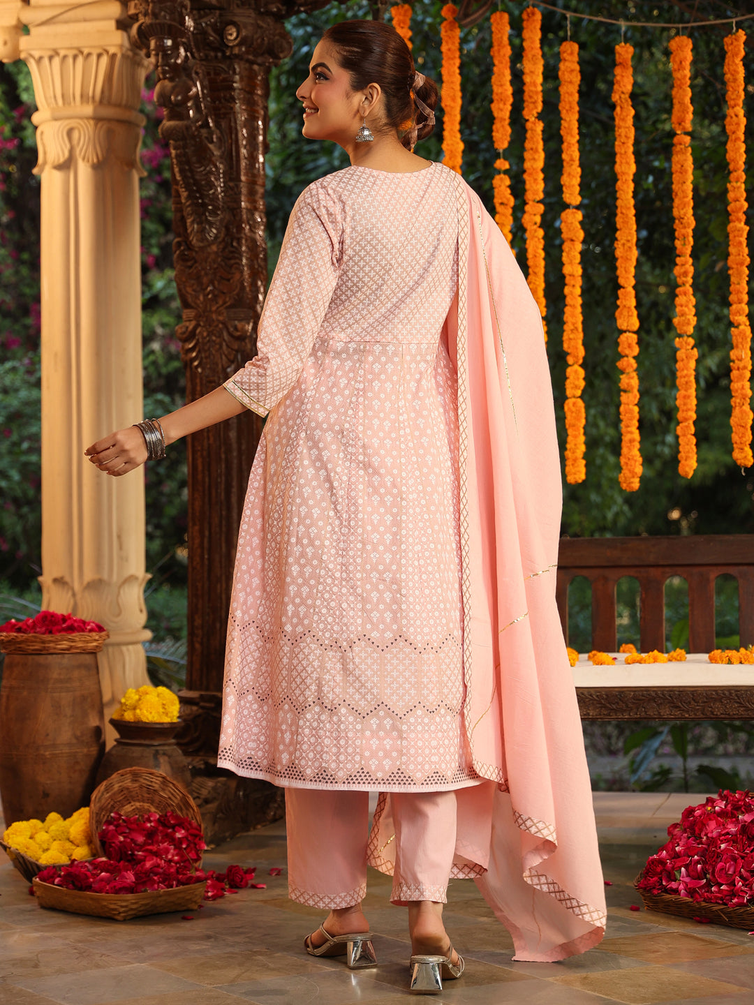 Janasya Light Cotton Ethnic Motifs Anarkali Kurta Set 