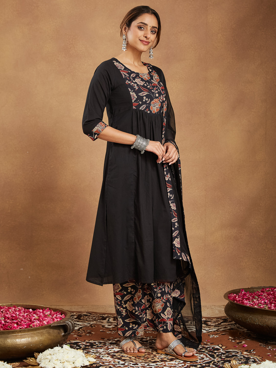Janasya Dark Cotton Floral A-Line Kurta Set 
