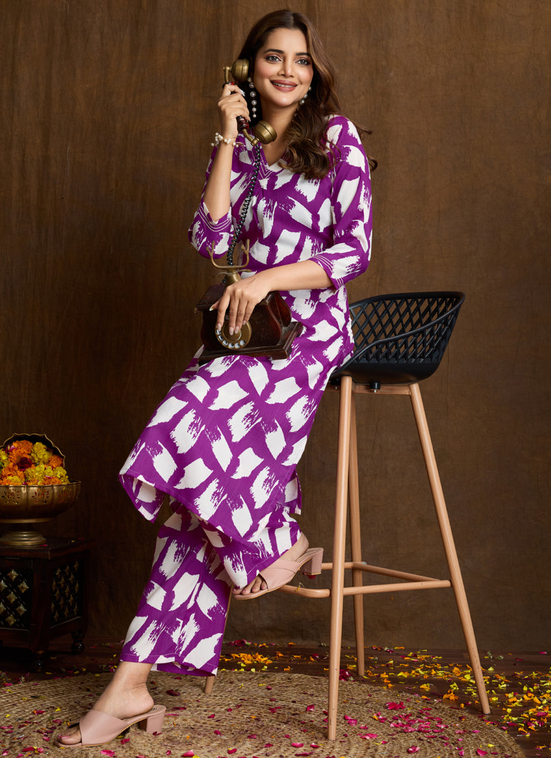 Prazu Fashion Purple Printed Cotton Blend Kurta Pant Set