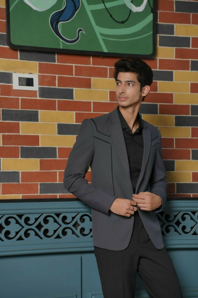 Skarve – Modern Grey & Black Smart Casual Set by Hilo Design