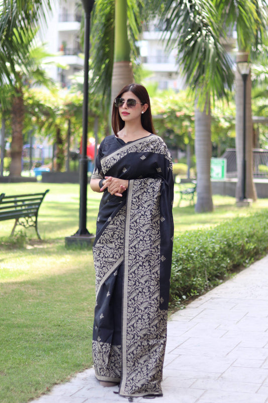 Jyoti Fashion Women's Black Handloom Raw Silk Weaving Pallu Traditional Saree with Blouse | Swadesiicart