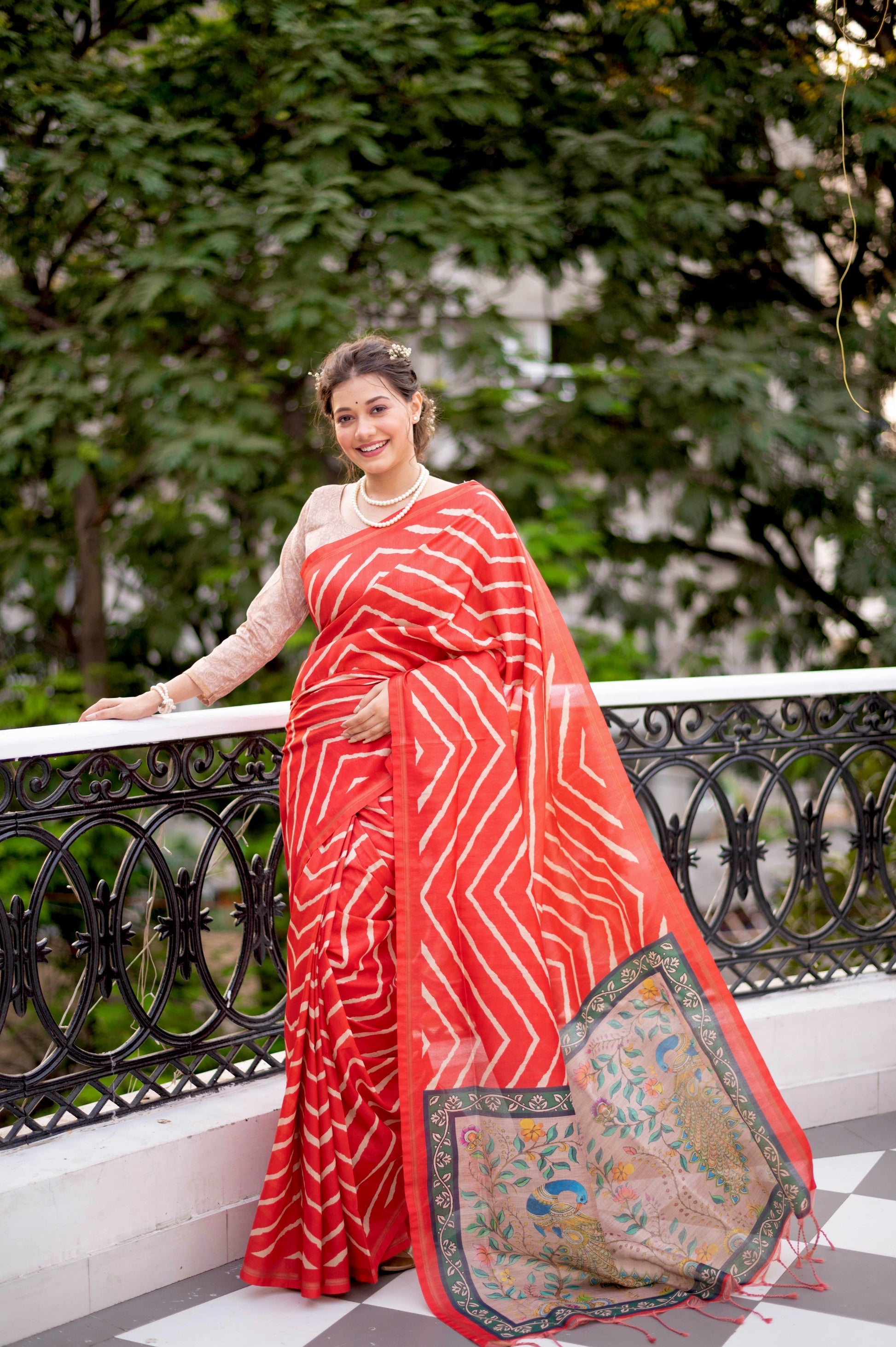 Jyoti Fashion Women's Red Tussar Silk Leheriya Print with Zari Border Saree with Blouse | Swadesiicart