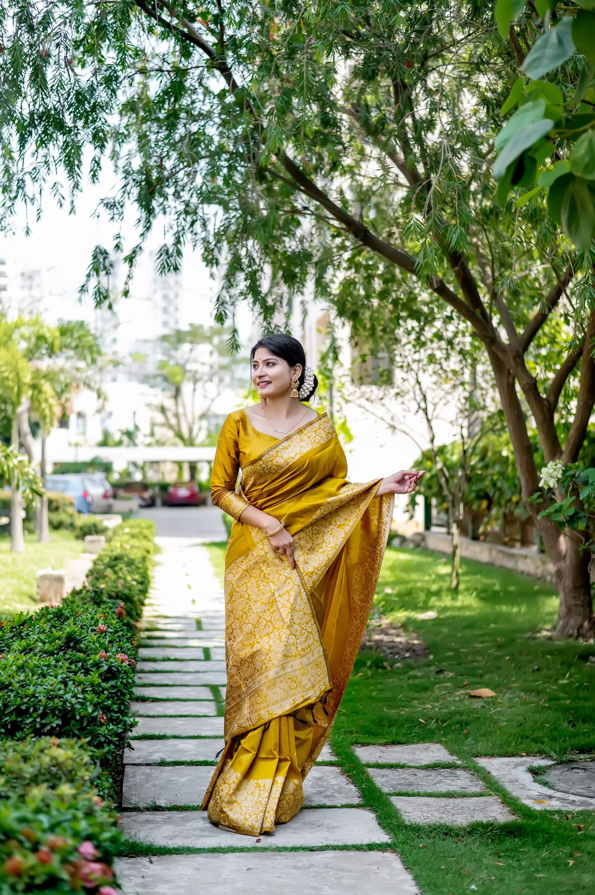 Jyoti Fashion Women's Mustard Handloom Raw Silk Weaving Designer Saree with Blouse | Swadesiicart