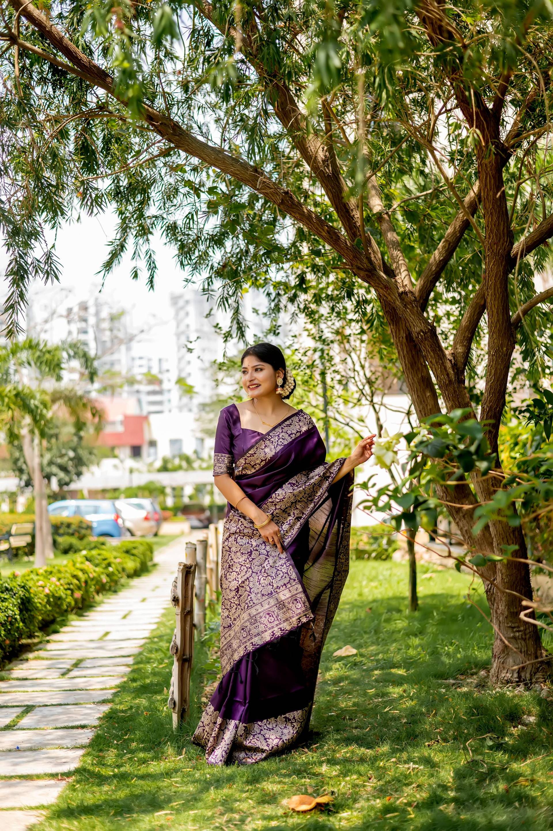 Jyoti Fashion Women's Wine Handloom Raw Silk Weaving Designer Saree with Blouse | Swadesiicart