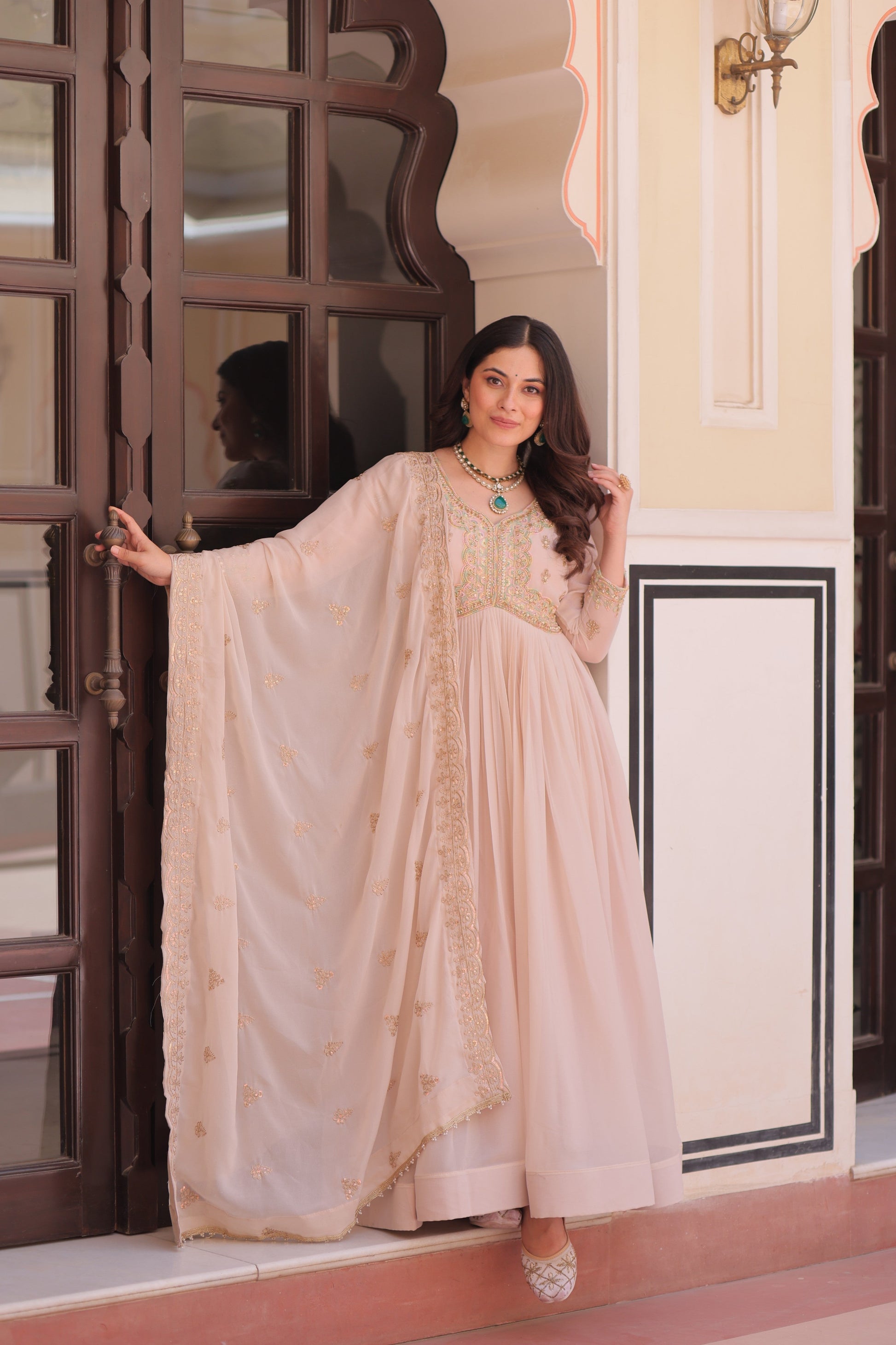 Jyoti Fashion Women's Beige Star Georgette Embroidered Anarkali Set With Dupatta | Swadesiicart