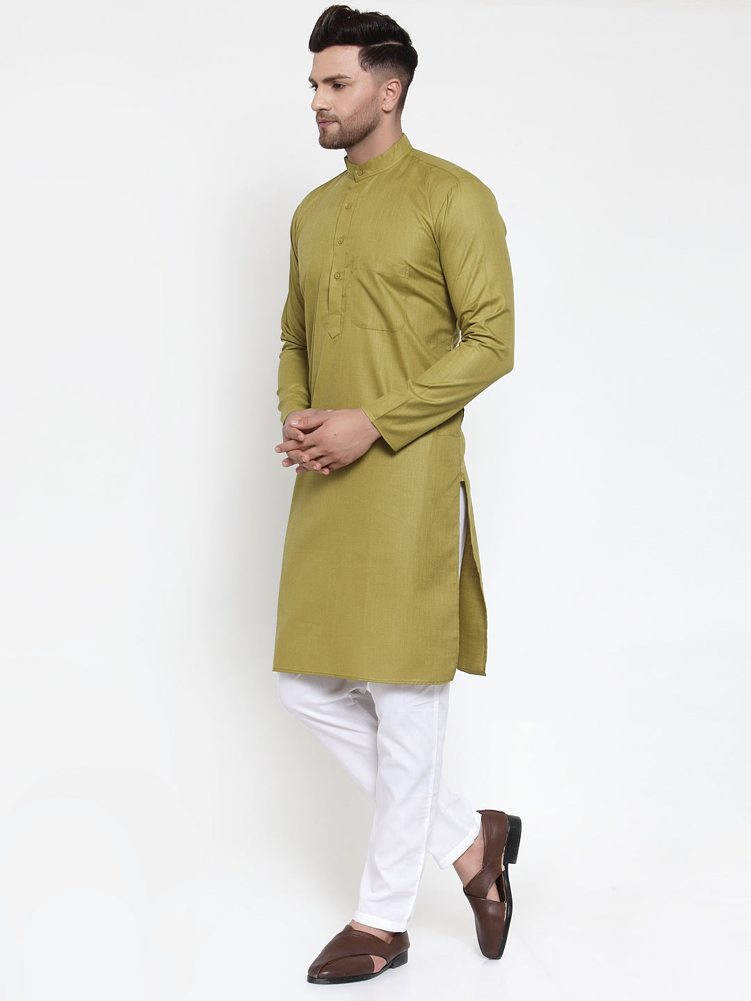 Jompers Men Olive Green & White Solid Kurta with Churidar 