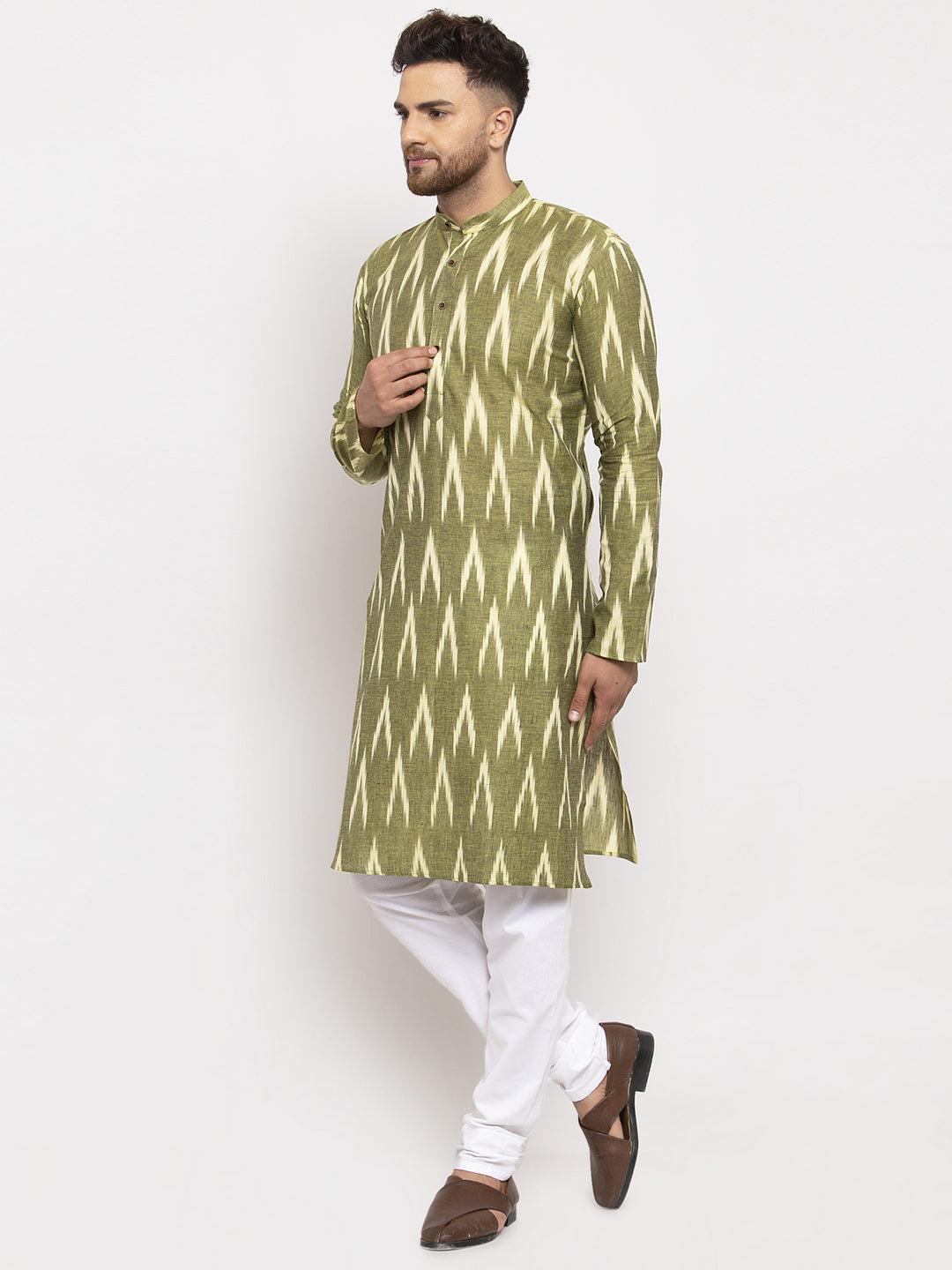 Jompers Men Green Woven Design Ikkat Straight Kurta with Churidar